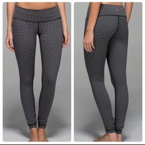 Lululemon Wunder Under geometric low rise leggings